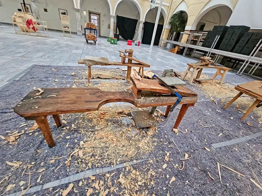 Lärchenschindeln Workshop: Herstellung und Auswahl