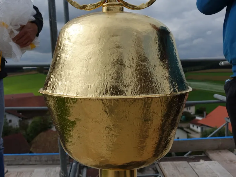 Restaurierung an historischer Turm- oder Dachstruktur